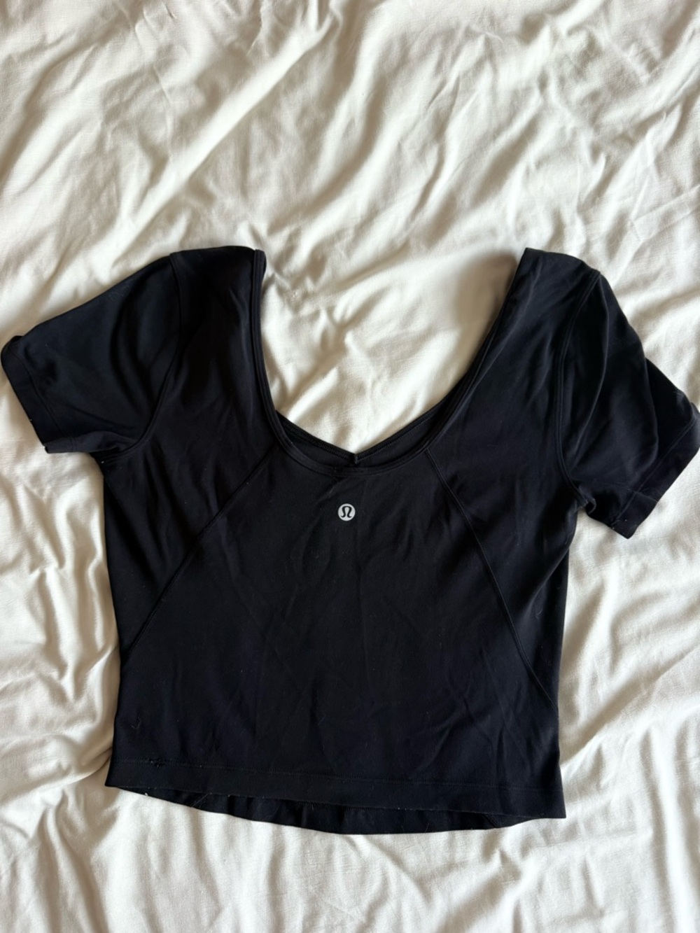 Lululemon V-neck cropped Tee, size 4